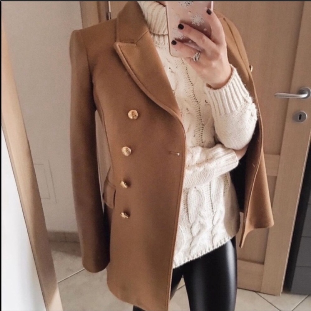 ZARA Short Buttoned Coat Wool Blend Camel Small